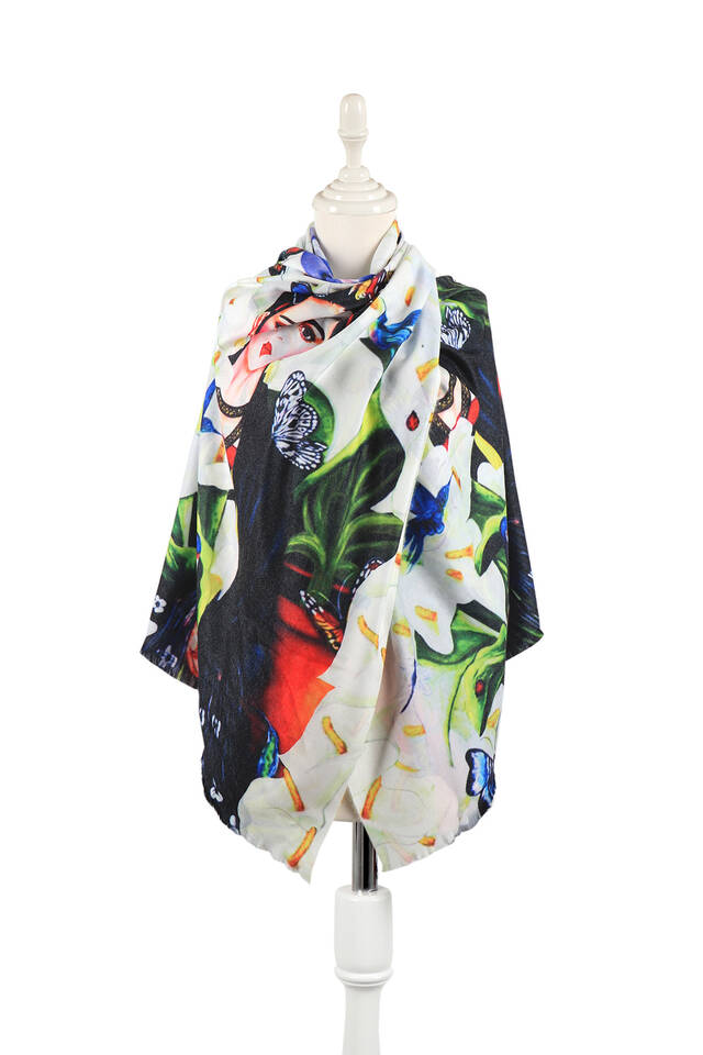 White Frida Pattern Winter Shawl - 1