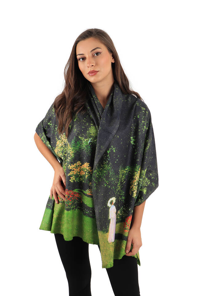 Woman in the Green Garden Pattern Winter Shawl - 2