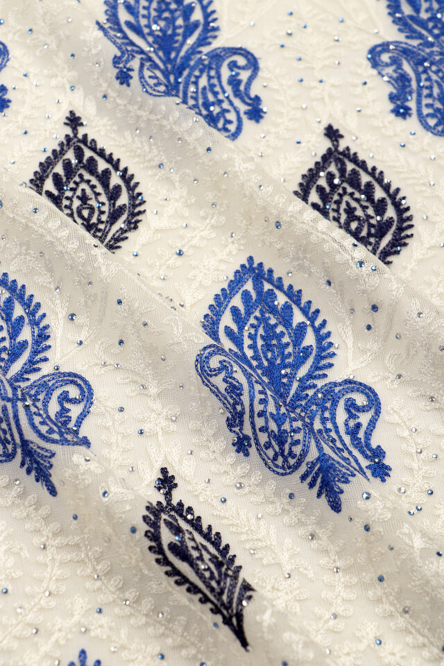 Cream Saxe Stone Embroidered Wool Silk Shawl - 4