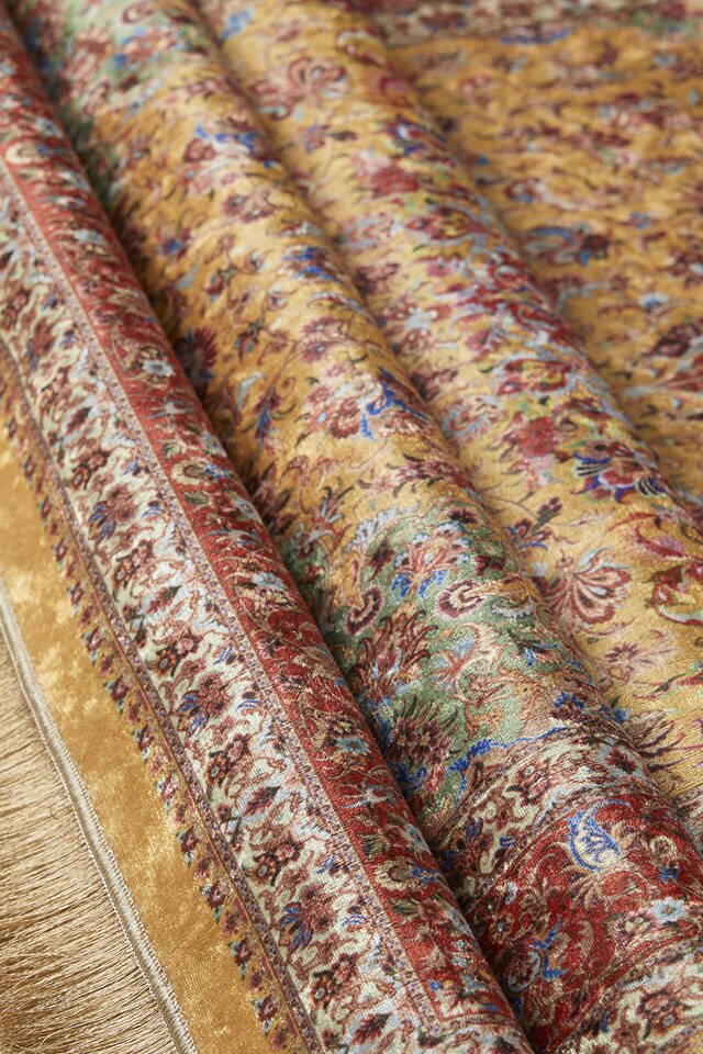 Yellow Velvet Carpet Prayer Rug - 2