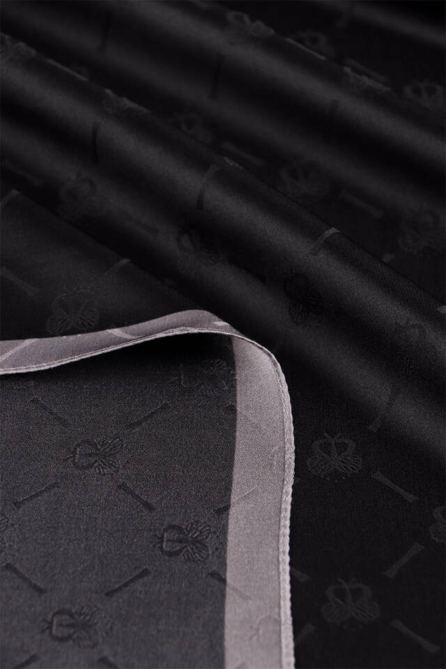 Siyah Zincir Monogram Desen İpek Şal - 5